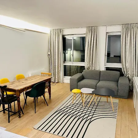 Sweet Doudeauville Chateau Apartamento *
